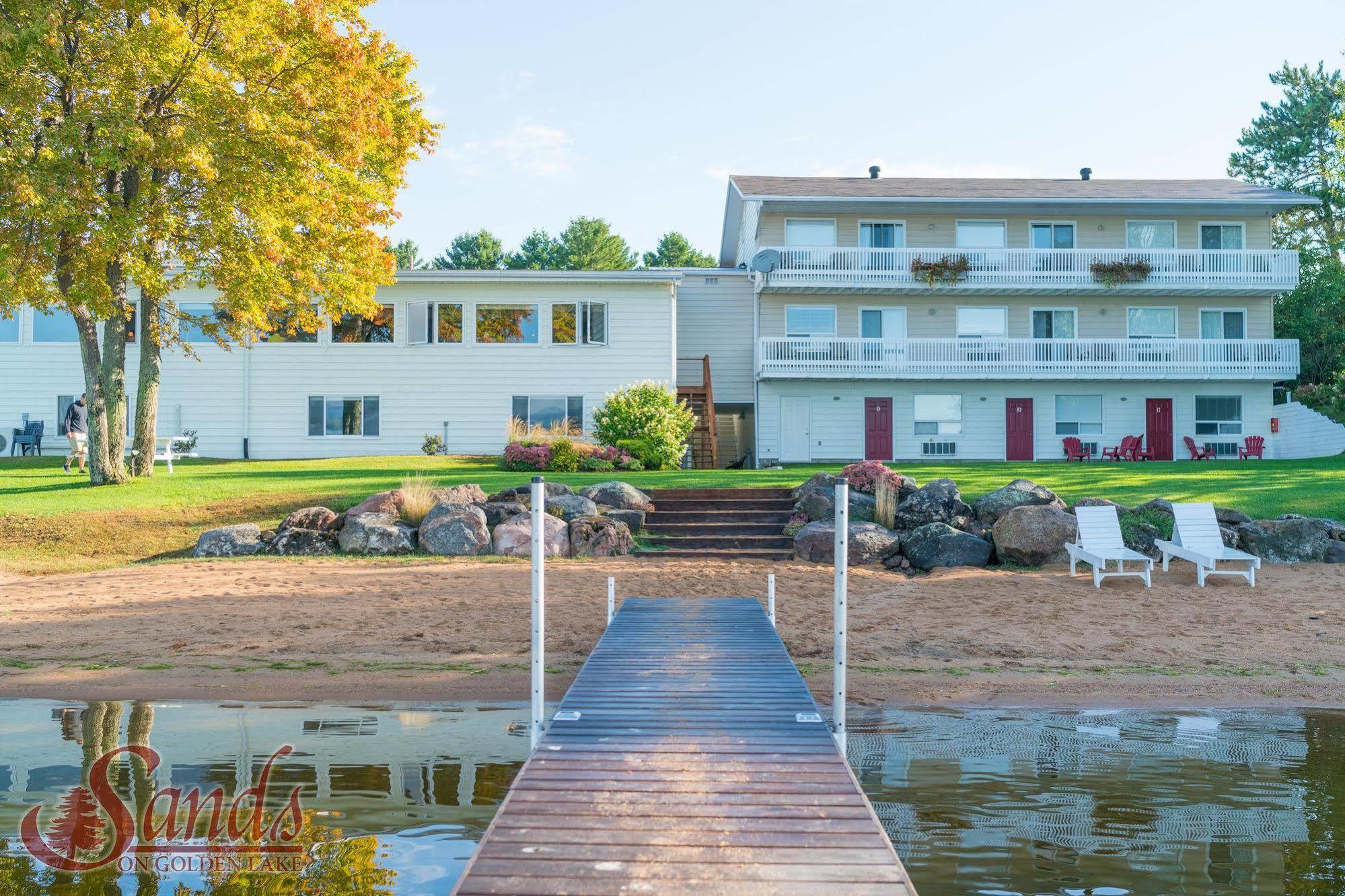 Sands On Golden Lake Exterior photo